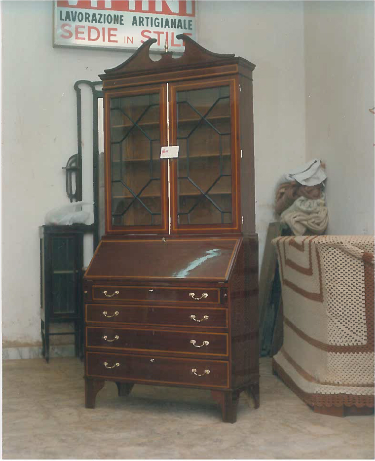 Dettaglio di intaglio ligneo restaurato